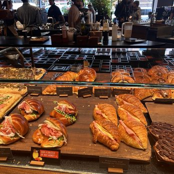 Starbucks Reserve - Sandwich selection - Coffee & Tea Near Me - New York, New York Starbucks Reserve - Sandwich selection - Coffee & Tea Near Me - New York, New York