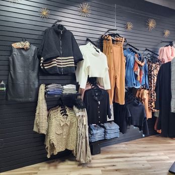 Hair On Earth - Hair Salons Near Me - Saint Paul, Minnesota