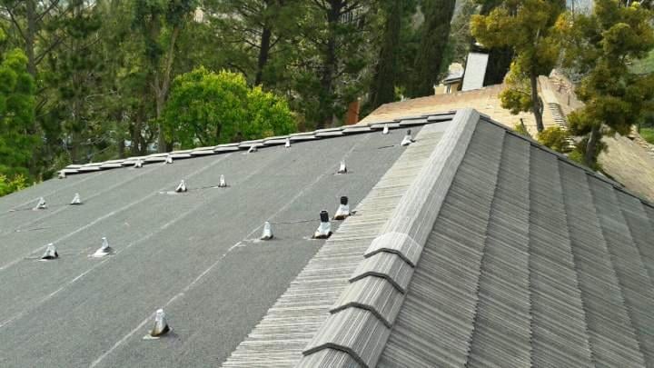 Slide of Modern Roofing Inc