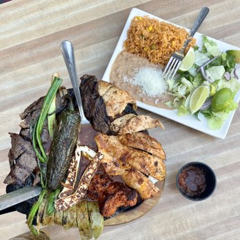 Mariscos La Chula - Downey - Molcajete - Seafood Near Me - Downey, California Mariscos La Chula - Downey - Molcajete - Seafood Near Me - Downey, California
