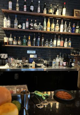 Jethro's Cocktail Lounge by null
