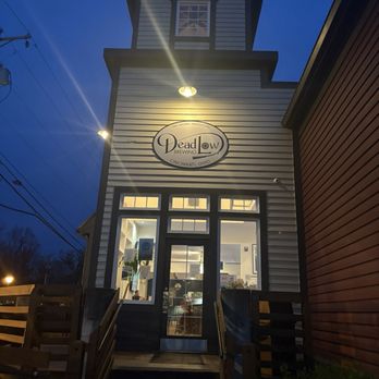 Dead Low Brewing - Brewpubs Near Me - Cincinnati, Ohio