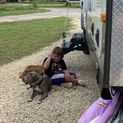 Hi-Cotton Rv Park - Dogs are allowed as long as they're friendly and well behaved.