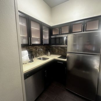 Staybridge Suites - In room kitchenette - Hotels Near Me - Chantilly, Virginia Staybridge Suites - In room kitchenette - Hotels Near Me - Chantilly, Virginia