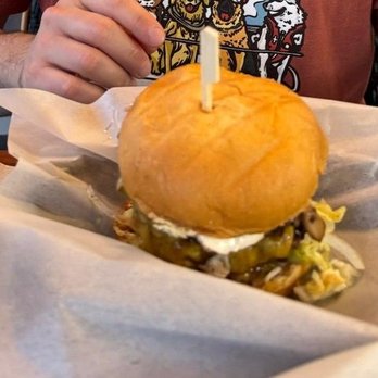 Big Island Burger - Burgers Near Me - Urban Honolulu, Hawaii