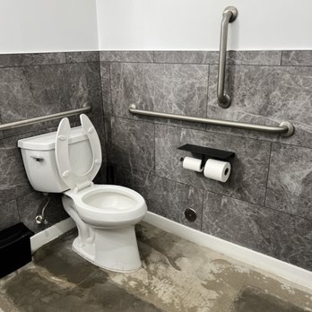 Dagiya - Women's restroom - Korean Near Me - Aurora, Colorado