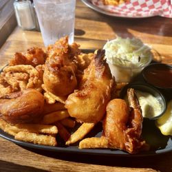 Lady of the Lake - Seafood platter! Look at the size of those Prawns