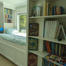 Daybed/shelving Daybed/shelving