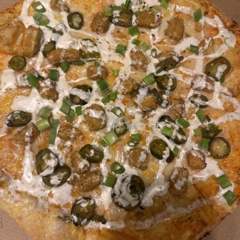 Toppers Pizza - Large vegan buffalo chicken pizza with jalapeños - Pizza Near Me - Grand Rapids, Michigan Toppers Pizza - Large vegan buffalo chicken pizza with jalapeños - Pizza Near Me - Grand Rapids, Michigan