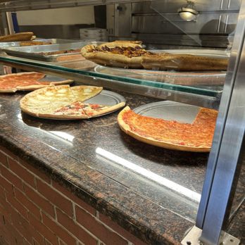 Gotham Pizza - Counter - Pizza Near Me - New York, New York