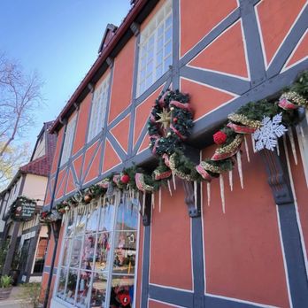 Jule Hus - Holiday Decorations Near Me - Solvang, California Jule Hus - Holiday Decorations Near Me - Solvang, California