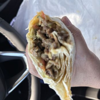 Mas Takos - Delicious Gringo Burrito with carne asada and guacamole - Tacos Near Me - Henderson, Nevada
