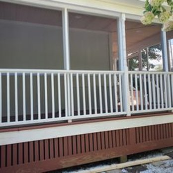 Moonz Contracting - the porch of a home - General Contractors Near Me - South Portland, Maine Moonz Contracting - the porch of a home - General Contractors Near Me - South Portland, Maine