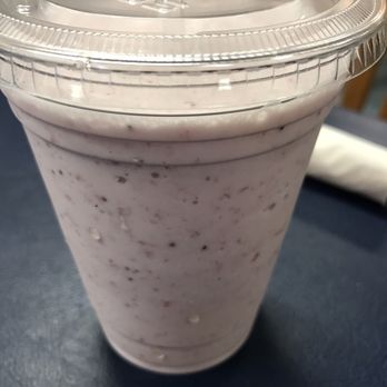 Hometown Kitchen - Strawberry Milkshake - Breakfast & Brunch Near Me - Quarryville, Pennsylvania