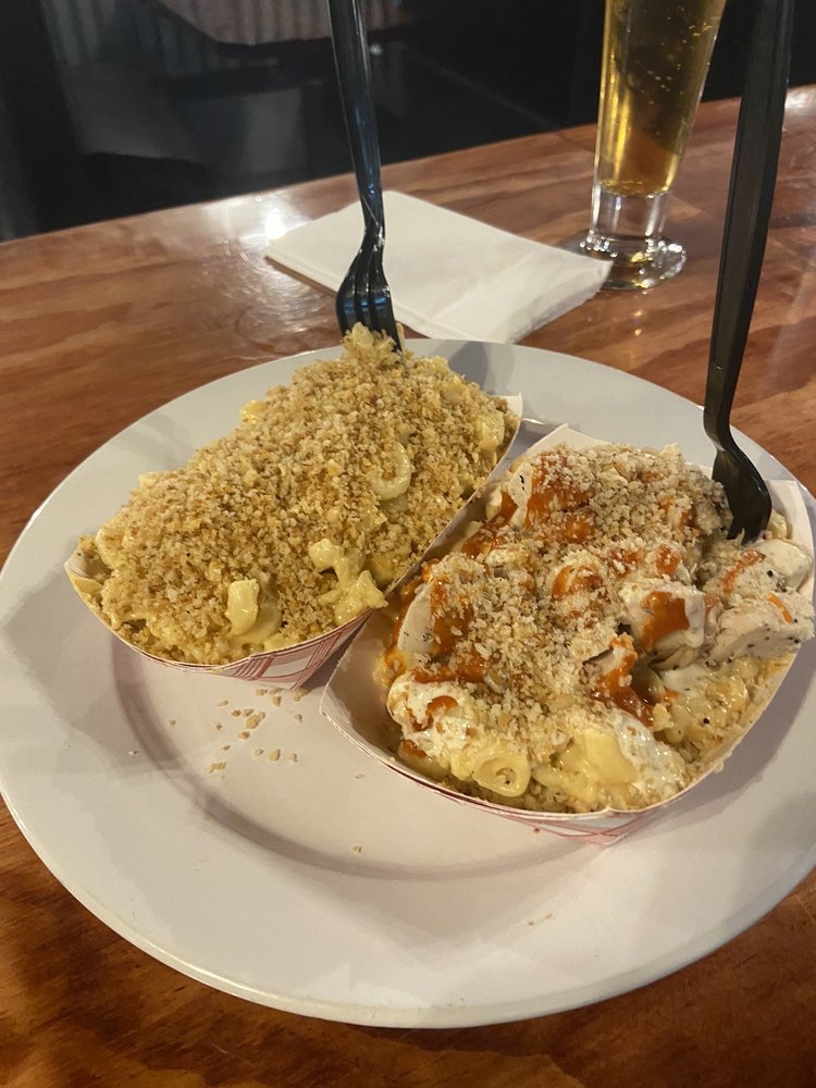 TALLY HO TAVERN - Updated March 2025 - 11 Photos & 68 Reviews - 205 W