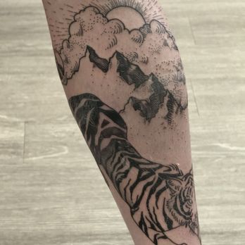 Rabbit Hole Tattoo Studio - Tattoo Near Me - Albuquerque, New Mexico
