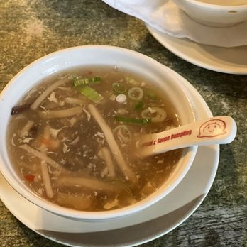 Sammi & Soupe Dumpling - Sweet and sour soup - Chinese Near Me - Montreal, Quebec