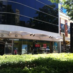 Mountain Designs Australia - Store front