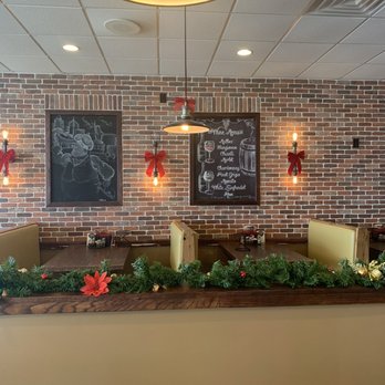 Manhattan Pizza - Interior - Pizza Near Me - Ashburn, Virginia