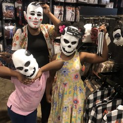 Spirit Halloween - The middle sister, little niece and older niece 10/12/22