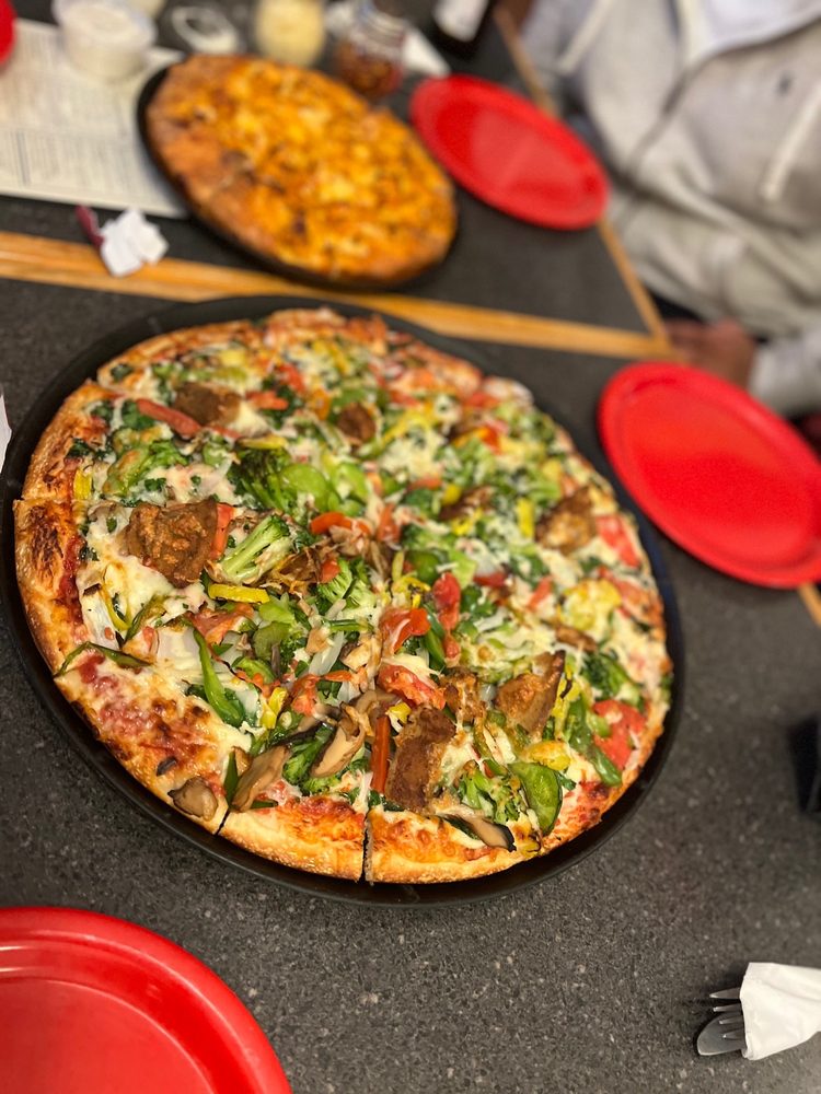 CUMBERLAND HOUSE OF PIZZA Updated April 2024 80 Photos & 168