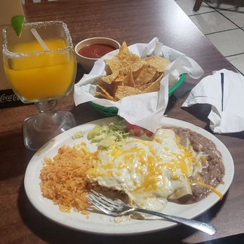 El Ranchito Restaurant - Chicken enchilada dinner & mango margaritas. One of my favorites here! El Ranchero is the Best !!!! - Mexican Near Me - White Settlement, Texas El Ranchito Restaurant - Chicken enchilada dinner & mango margaritas. One of my favorites here! El Ranchero is the Best !!!! - Mexican Near Me - White Settlement, Texas