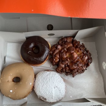Randy's Donuts - Chocolate raised, strawberry jelly filled, maple raised, and an Apple fritter. - Donuts Near Me - Santa Monica, California Randy's Donuts - Chocolate raised, strawberry jelly filled, maple raised, and an Apple fritter. - Donuts Near Me - Santa Monica, California