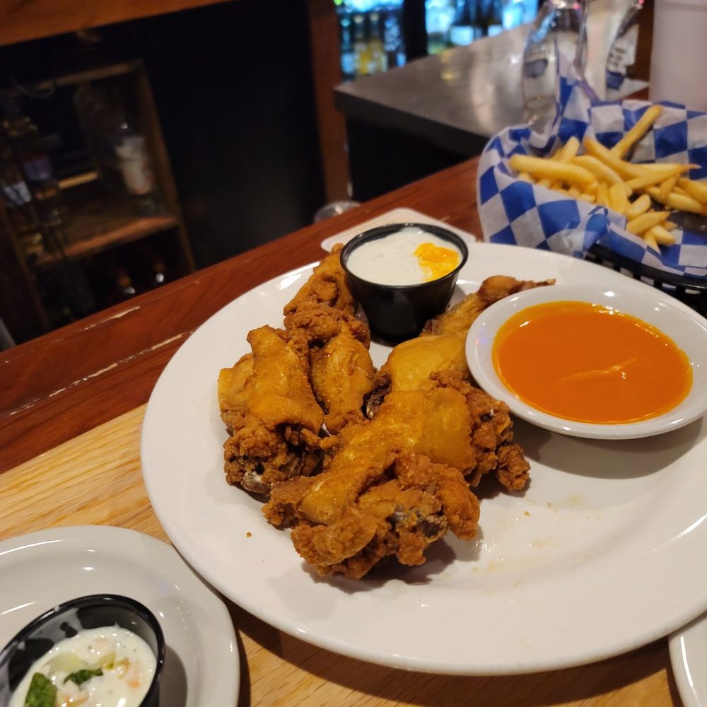 Backwaters on Sand Key - Naked Wings - Seafood Near Me - Clearwater Beach, Florida