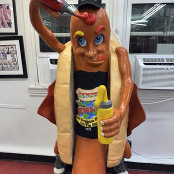 Pink's Hot Dogs - Hot Dogs Near Me - Los Angeles, California