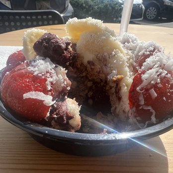 Farm Fresh Juice Smoothie - Half way eaten acai bowl - Juice Bars & Smoothies Near Me - Escondido, California Farm Fresh Juice Smoothie - Half way eaten acai bowl - Juice Bars & Smoothies Near Me - Escondido, California