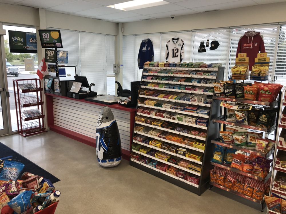 BLONDIE’S Updated August 2024 2074 De Vries Ave, Winnipeg, Manitoba