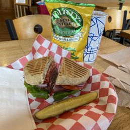 Bleu Roast Beef