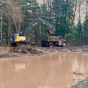 Maxwell Excavating - Excavation Services Near Me