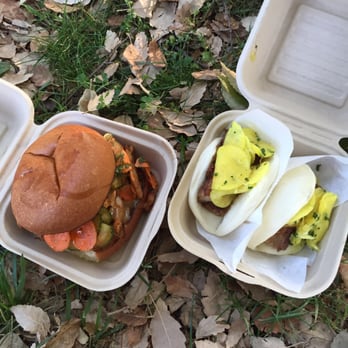 SactoMofo - pork buns and spicy chicken sandwich from the chairman bao - Food Trucks Near Me SactoMofo - pork buns and spicy chicken sandwich from the chairman bao - Food Trucks Near Me