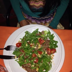 Bah carne con rucola