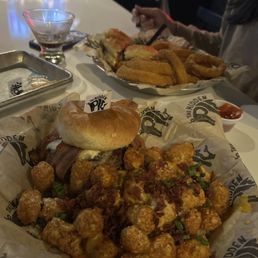 Burgers! Burgers!