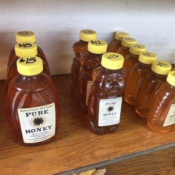 L&K Produce - honey bottles on a shelf - Donuts Near Me - New Castle, Indiana