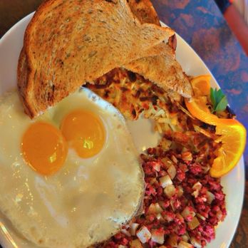 Ghinis French Caffe - House Made Corned Beef Hash and Farm Eggs Plate - French Near Me - Tucson, Arizona Ghinis French Caffe - House Made Corned Beef Hash and Farm Eggs Plate - French Near Me - Tucson, Arizona