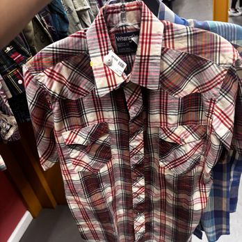 2W Thrift - Vintage wrangler shirt $25 - Used, Vintage & Consignment Near Me - Atlanta, Georgia