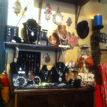 Karina's Boutique - Women's Clothing Near Me - Lahaina, Hawaii
