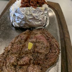 Sirloin Stockade - Corte Ribeye con papá al horno