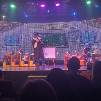 Popovich Comedy Pet Theater - Performing Arts Near Me - Las Vegas, Nevada Popovich Comedy Pet Theater - Performing Arts Near Me - Las Vegas, Nevada