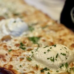 Trattoria Stella - Flatbread WHITE PIZZA