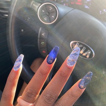 Holly Nails & Spa - Nail Salons Near Me - Riverside, California