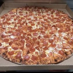 Fox's Pizza Den