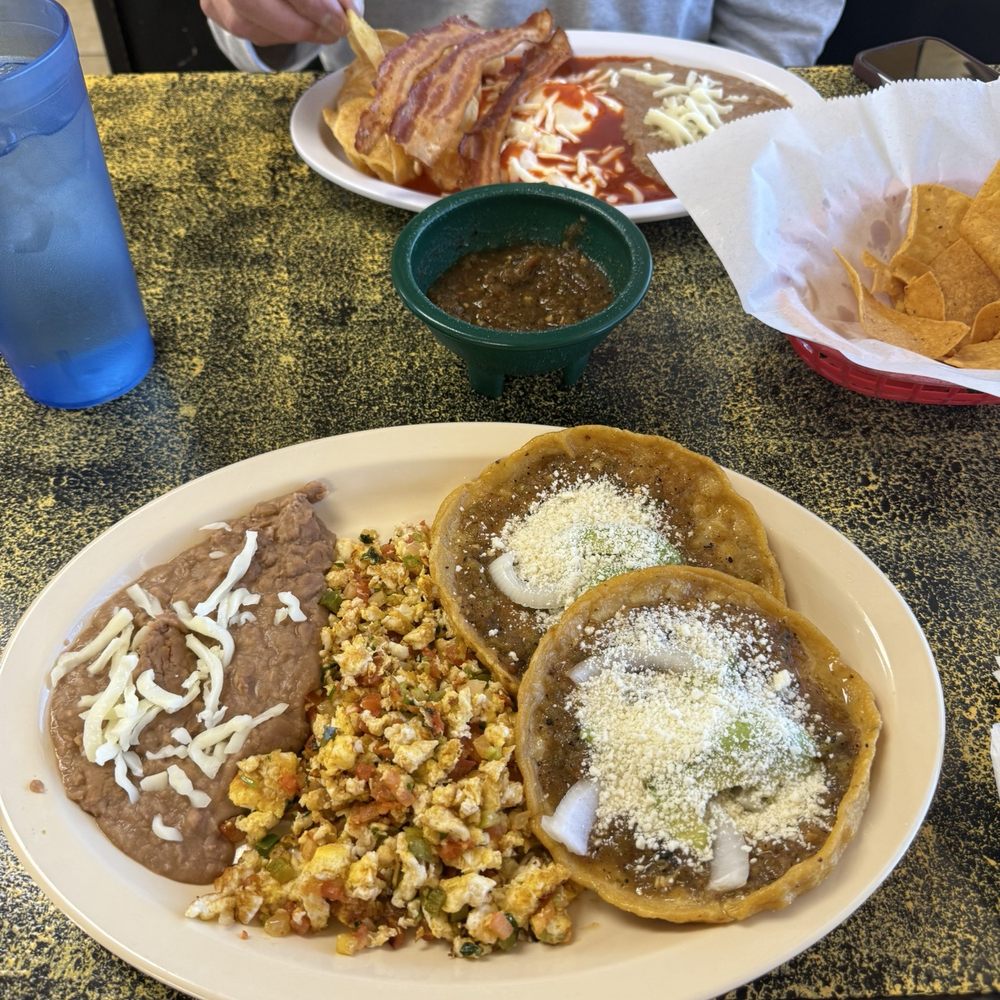 Antojitos Veracruz - Incredible breakfast! - Mexican Near Me - Clovis, New Mexico