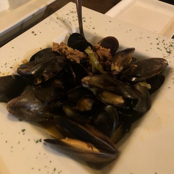 The Kettle Black Kitchen & Pub - Mussels - Gastropubs Near Me - Phoenix, Arizona