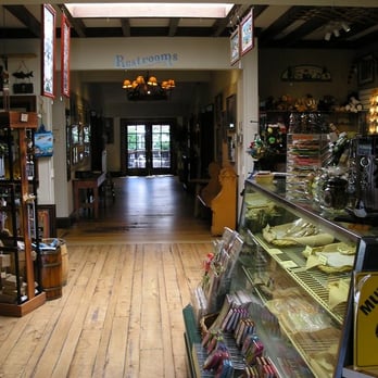Whiskey Creek - Steakhouses Near Me - Bishop, California