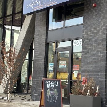 Inkwell Booksellers - Yes!  Open Sunday. - Bookstores Near Me - Minneapolis, Minnesota