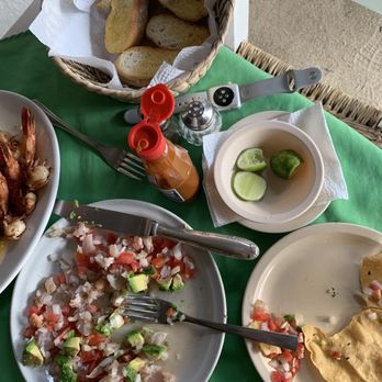 La Choza Tony's Hideaway - Seafood Near Me - Mismaloya, JAL La Choza Tony's Hideaway - Seafood Near Me - Mismaloya, JAL